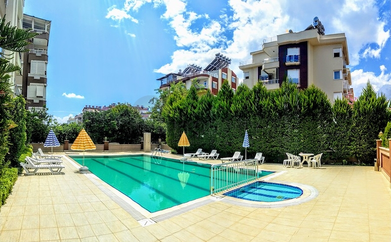 شقق 1 + 1 في ليمان كونيالتي على بعد 600 متر من البحر