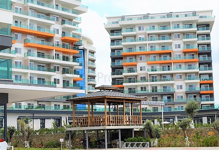 شقة فسيحة بغرفة نوم واحدة في مجمع جديد