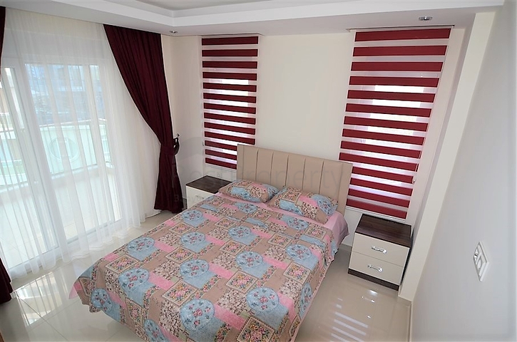 شقة فسيحة بغرفة نوم واحدة في مجمع جديد