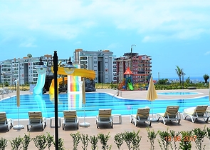 شقة فسيحة بغرفة نوم واحدة في مجمع جديد