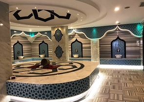 شقة فسيحة بغرفة نوم واحدة في مجمع جديد