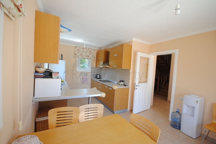 فيلا مع بركة سباحة خاصة للبيع في كيمير 