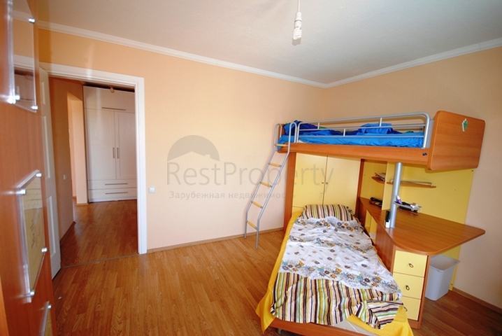 فيلا مع بركة سباحة خاصة للبيع في كيمير 