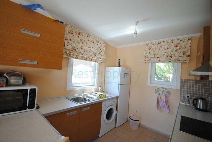 فيلا مع بركة سباحة خاصة للبيع في كيمير 