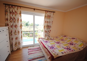 فيلا مع بركة سباحة خاصة للبيع في كيمير 