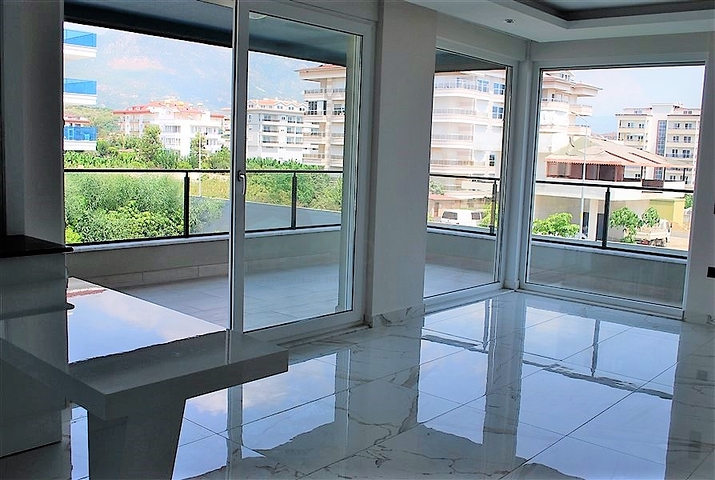 شقة غرفة نوم وصالة في الانيا / كاستيل