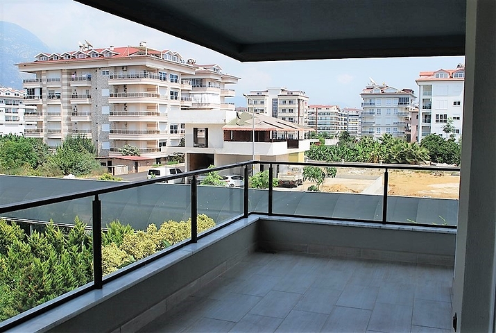 شقة غرفة نوم وصالة في الانيا / كاستيل