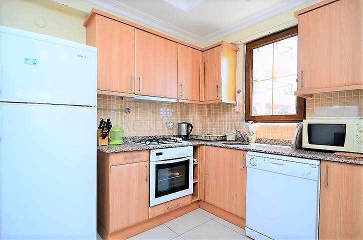 شقة غرفتين وصالة مفروشة ضمن مجمع قريب من البحر في كوناكليه / الانيا 