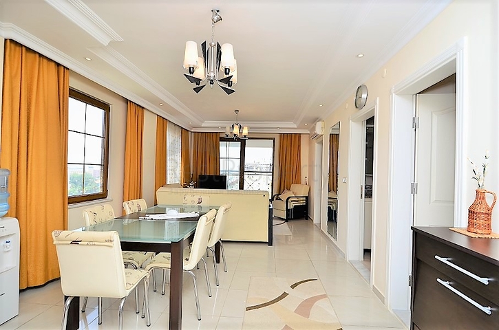 شقة غرفتين وصالة مفروشة ضمن مجمع قريب من البحر في كوناكليه / الانيا 