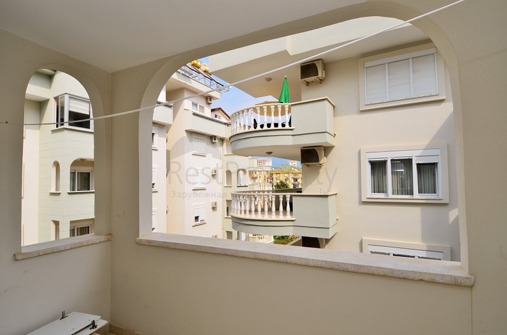 موقع مميز قريب من البحر - شقة غرفتين وصالة في مركز الانيا 