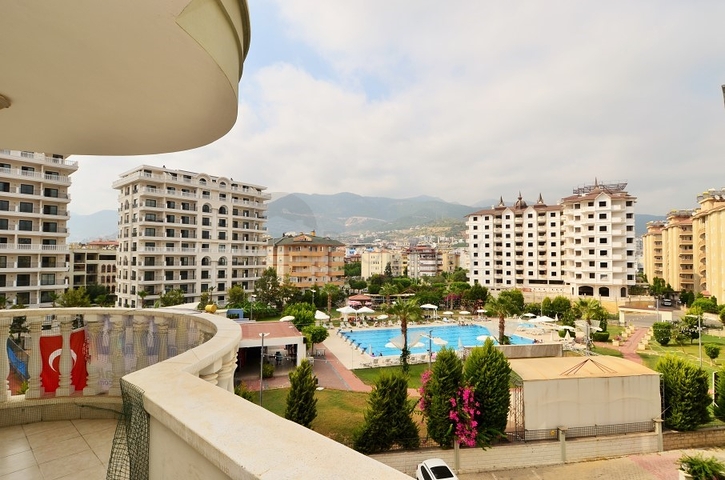 موقع مميز قريب من البحر - شقة غرفتين وصالة في مركز الانيا 