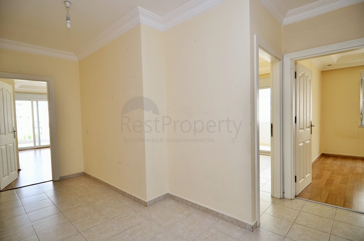 موقع مميز قريب من البحر - شقة غرفتين وصالة في مركز الانيا 