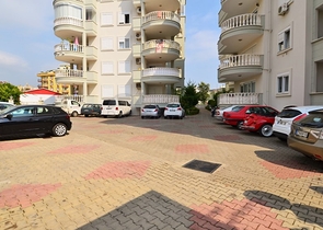 موقع مميز قريب من البحر - شقة غرفتين وصالة في مركز الانيا 