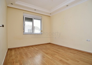 موقع مميز قريب من البحر - شقة غرفتين وصالة في مركز الانيا 