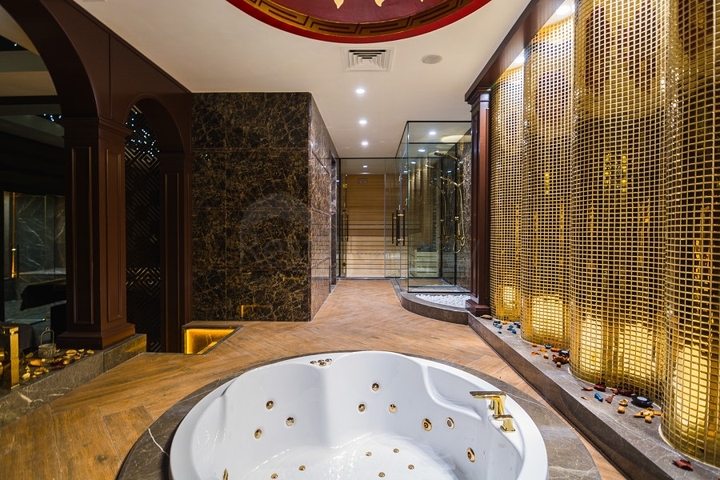 عرض لقضاء عطلة فاخرة على البحر