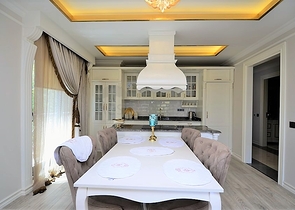 عرض لقضاء عطلة فاخرة على البحر