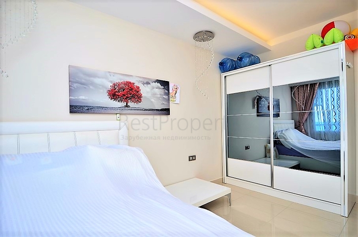 ضمن افخم مجمعات الانيا -شقة غرفة وصالة للبيع بسعر جيد 