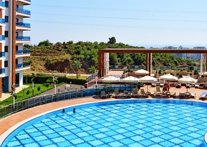 ضمن افخم مجمعات الانيا -شقة غرفة وصالة للبيع بسعر جيد 