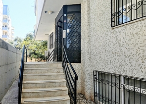 شقة دوبلكس 2 + 1 مع أثاث 100 م من البحر في أنطاليا