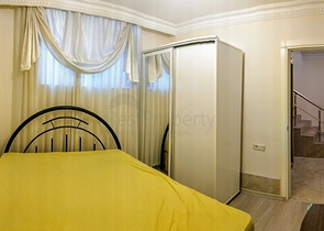 شقة دوبلكس 2 + 1 مع أثاث 100 م من البحر في أنطاليا