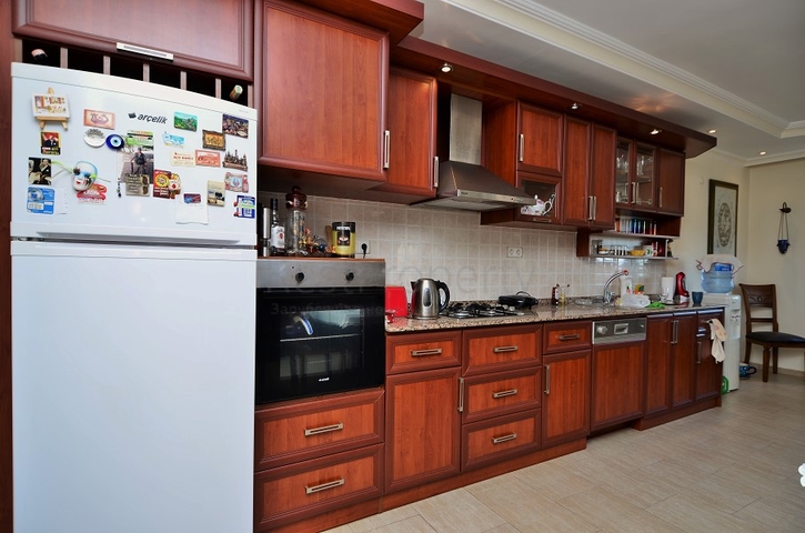 شقة عائلية واسعة من تصميم غرفتين وصالة في جيكجلي / الانيا 