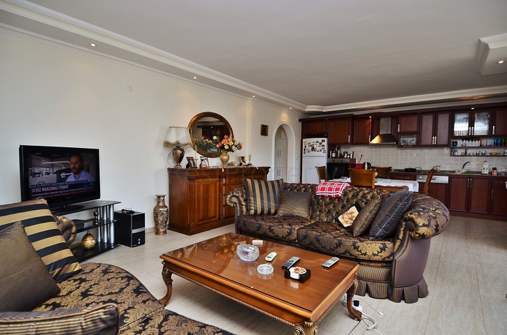 شقة عائلية واسعة من تصميم غرفتين وصالة في جيكجلي / الانيا 