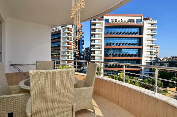 شقة عائلية واسعة من تصميم غرفتين وصالة في جيكجلي / الانيا 