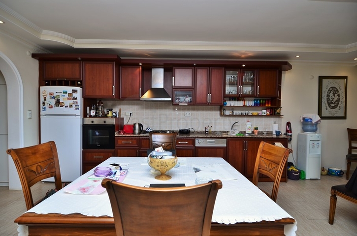 شقة عائلية واسعة من تصميم غرفتين وصالة في جيكجلي / الانيا 