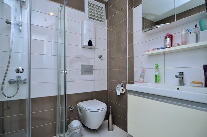 شقة استديو ضمن مجمع فاخر في افسلار / الانيا 