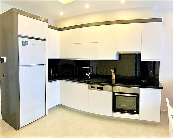 شقة من غرفتي نوم في مجمع على الساحل الأول