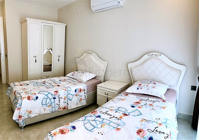 شقة من غرفتي نوم في مجمع على الساحل الأول