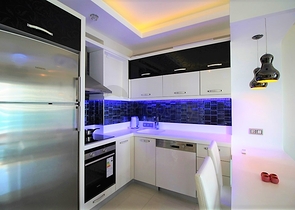 شقة غرفة وصالة ضمن مجمع خمس نجوم في الانيا 