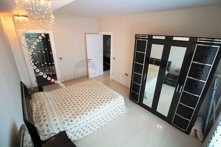 شقة غرفتين وصالة ضمن مجمع يضم خدمات مميزة في مدينة الانيا 