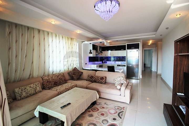 شقة غرفتين وصالة ضمن مجمع يضم خدمات مميزة في مدينة الانيا 