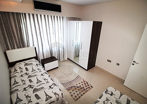 شقة غرفتين وصالة ضمن مجمع يضم خدمات مميزة في مدينة الانيا 