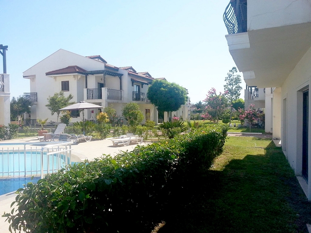 شقة فسيحة 4 + 1 بالقرب من الشواطئ الرملية في لارا