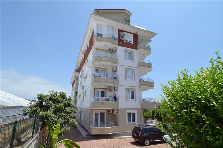 بسعر مناسب - شقة غرفتين وصالة في منطقة افسلار / الانيا 