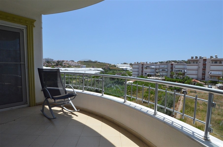 بسعر مناسب - شقة غرفتين وصالة في منطقة افسلار / الانيا 