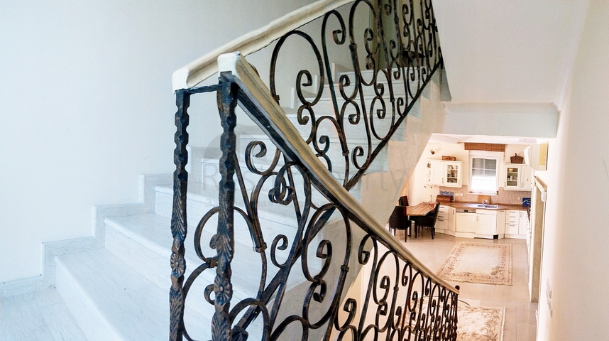 فيلا منفصلة 6 + 1 في Kirish Kemer