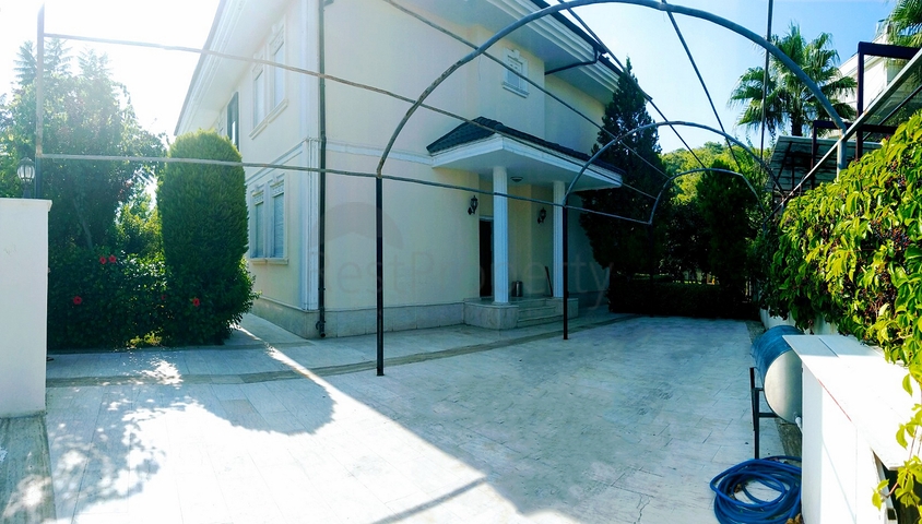 فيلا منفصلة 6 + 1 في Kirish Kemer