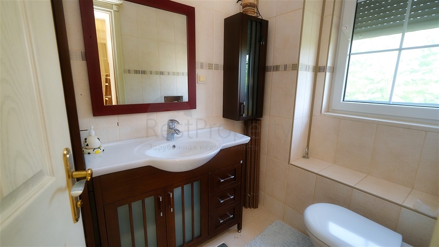 فيلا منفصلة 6 + 1 في Kirish Kemer