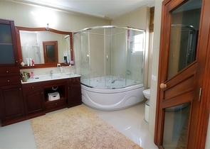 فيلا منفصلة 6 + 1 في Kirish Kemer