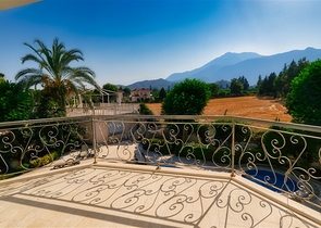 فيلا منفصلة 6 + 1 في Kirish Kemer