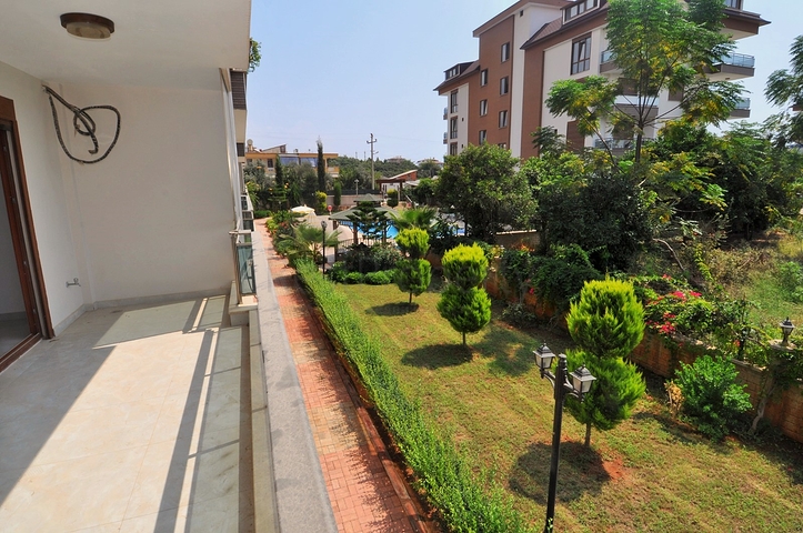 شقة دوبلكس طابق ارضي في كاستل / الانيا 