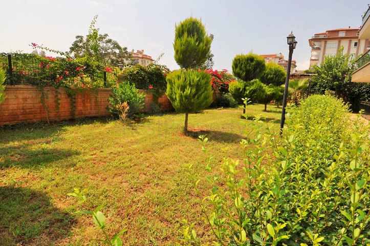 شقة دوبلكس طابق ارضي في كاستل / الانيا 