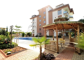 شقة دوبلكس طابق ارضي في كاستل / الانيا 