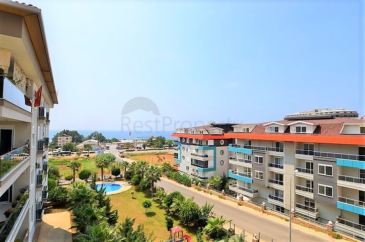 شقة ثلاث غرف نوم وصالة في الانيا / كاستل