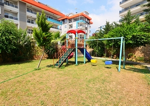 شقة ثلاث غرف نوم وصالة في الانيا / كاستل