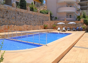 بسعر مخفض - دوبلكس للبيع باطلالة بحرية خلابة في الانيا 