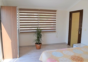 بسعر مخفض - دوبلكس للبيع باطلالة بحرية خلابة في الانيا 